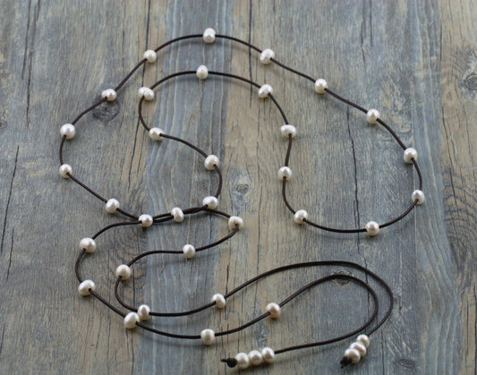 Freshwater Pearl and Leather Necklace, long leather necklace, Light brown Leather Pearl necklace, Le3-058