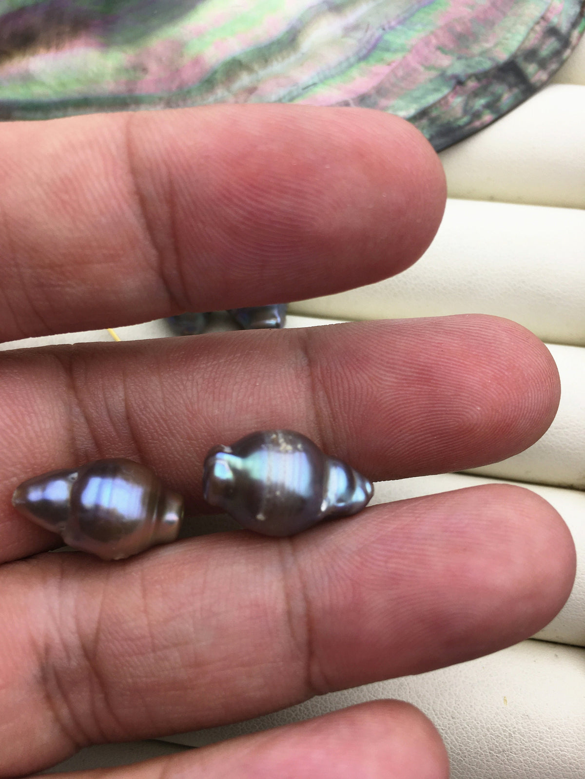 2pairs AA 11-12mm Gray baroque Freshwater Pearl loose Beads Pair,0.8mm through hole,ZS-103-37-19