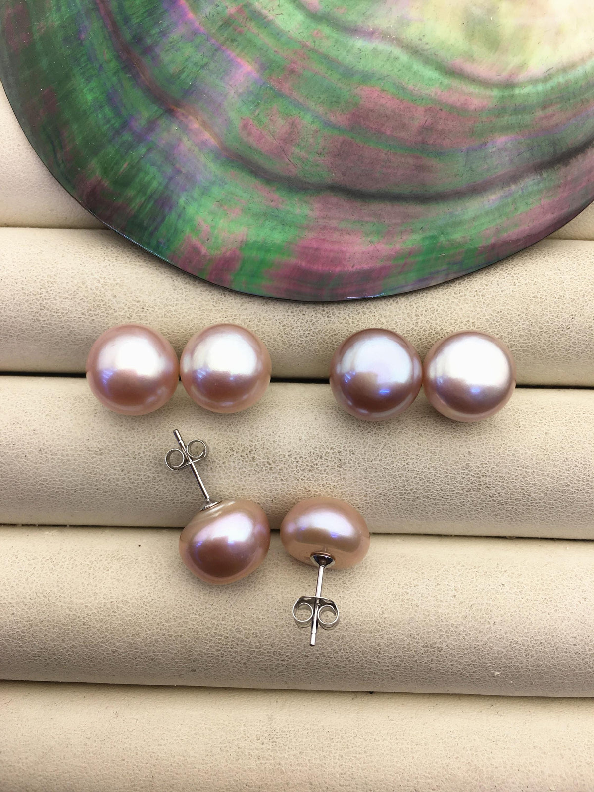 1 pair AAA 11-12mm purple button round Pearl Stud Earrings, freshwater pearl earrings, classic pearl studs, SE1-069-23