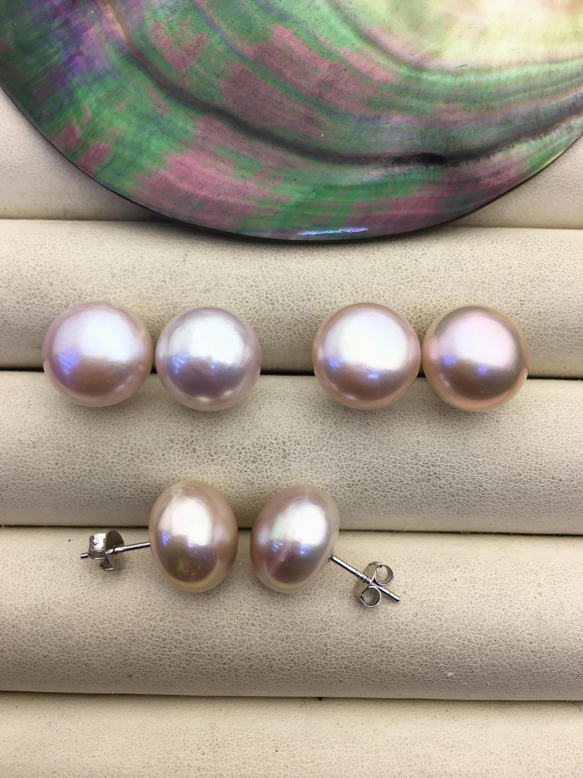 1 pair AAA 13-14mm big purple button round Pearl Stud Earrings, freshwater pearl earrings, classic pearl studs, SE1-069-35