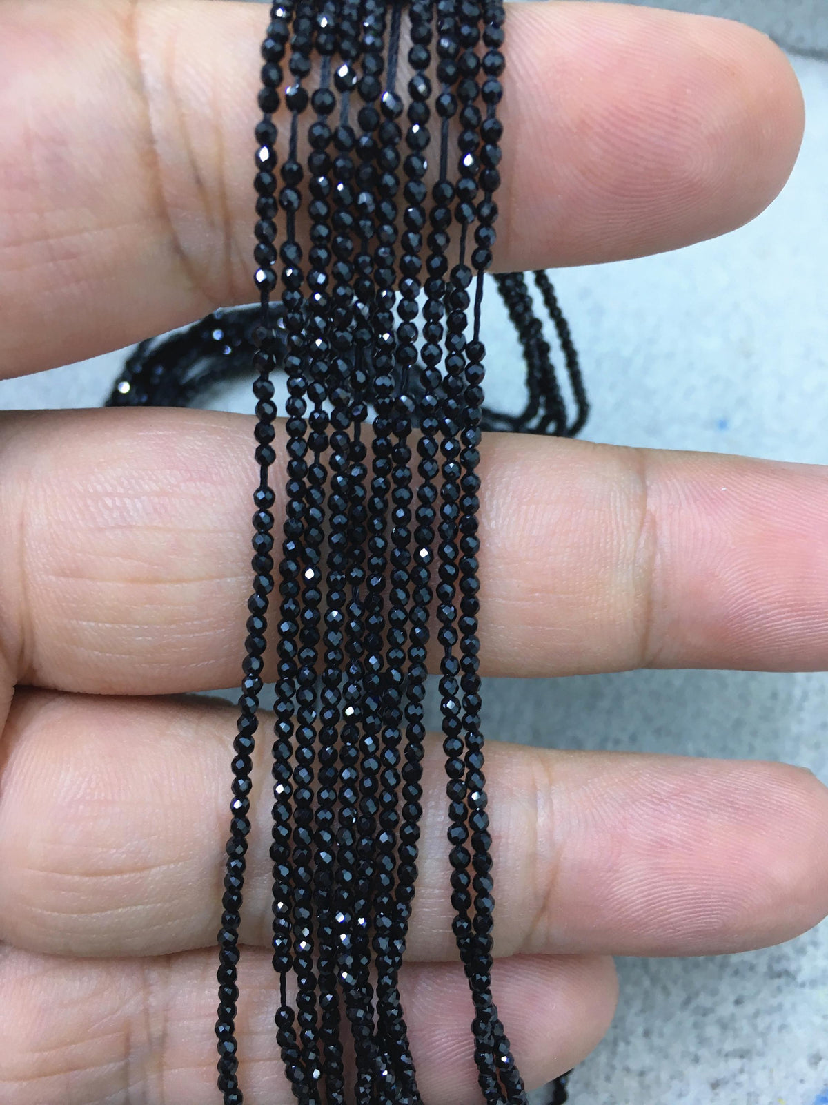15'' AAA 1.6*1.6mm High Luster Black Spinel Rondelle Faceted,Semi Precious stone,SP-R1-001