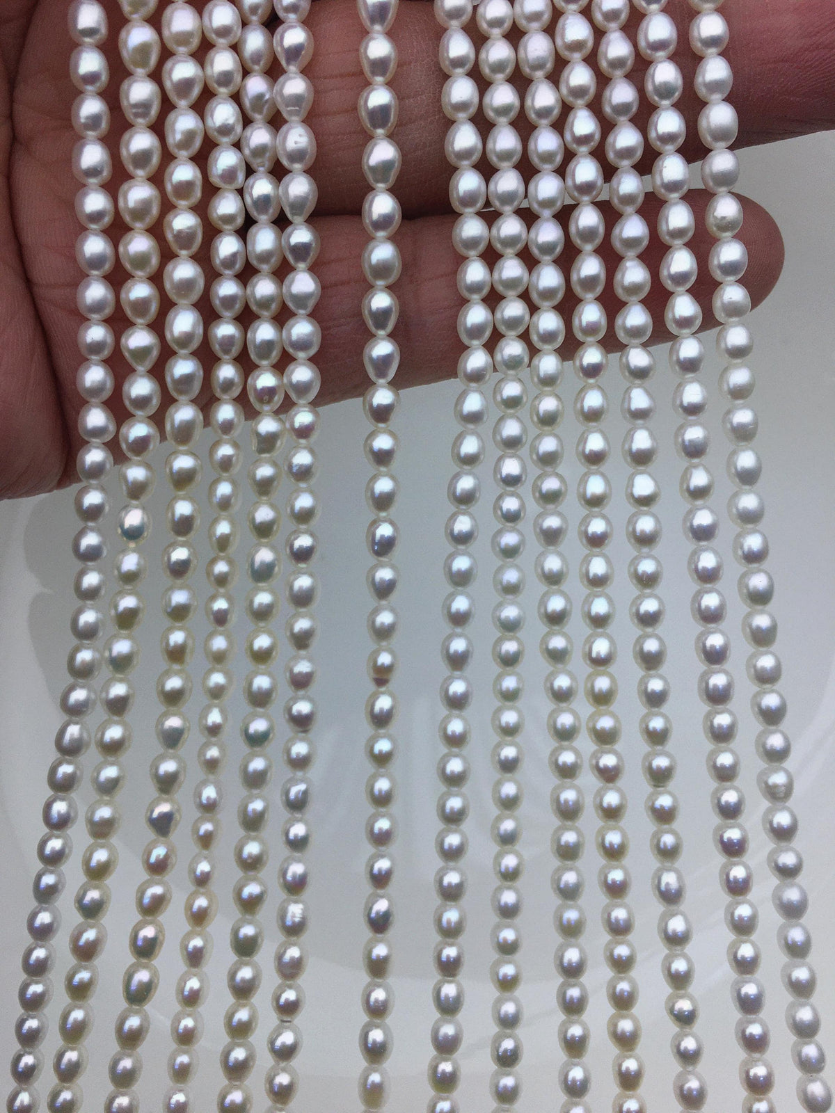 AAA 3.5-4x4-5mm white short rice pearls, full strand, oval loose pearl beads, diy pearl beads, genuine pearl, Cultured pearl, LR3-3A-33