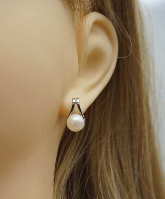 AAA+ white pearl stud earrings, genuine freshwater pearl earrings, sterling silver Earrings, bridesmaid, SE3-039