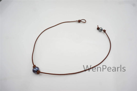 Big Blue Pearl Leather Necklace Choker, Black Freshwater pearl, Black Leather Pearl necklace, Select leather color, Le4-051