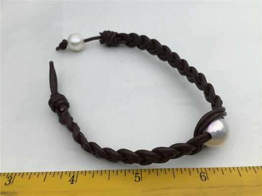 twisted leather baroque pearl bracelet, knotted freshwater pearl bracelet, 12mm big pearl bracelet, Leather Pearls Bracelet, Le7-056