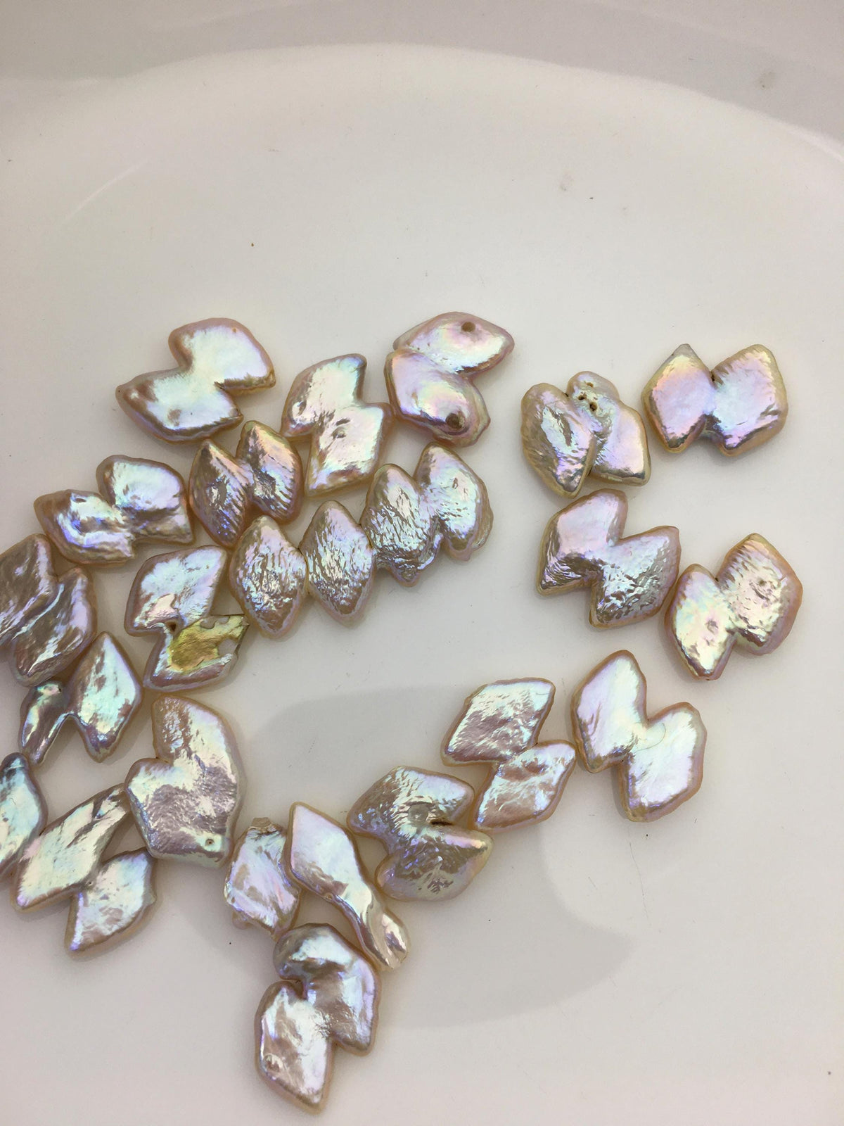 20pcs AAA/AA+ 13-14mm light orange diamond Pearls,no hole,ZS-T10