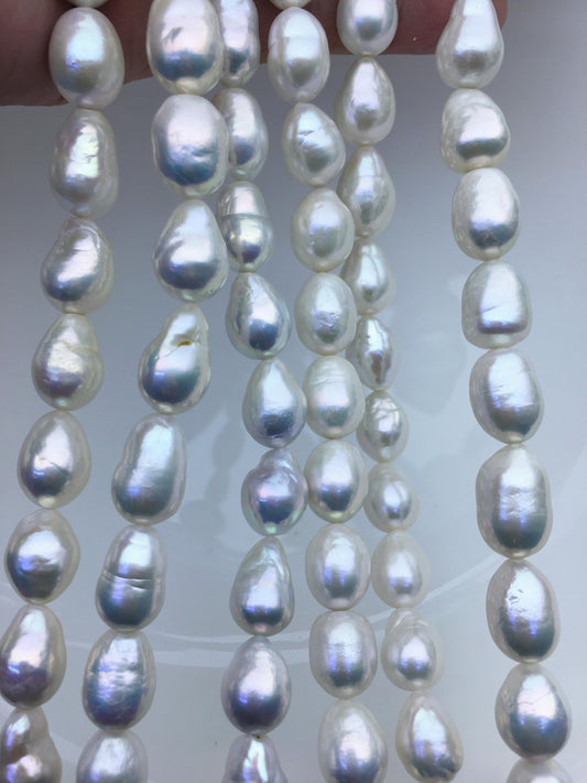 AA+ 9-11mm white long teardrop freshwater pearls, Christmas, for pearl necklace, LR10-T10