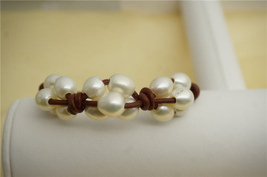 Rice white pearl leather necklace, twisted leather pearl bracelet, knotted freshwater pearl bracelet, Leather Pearls Bracelet, Le7-060