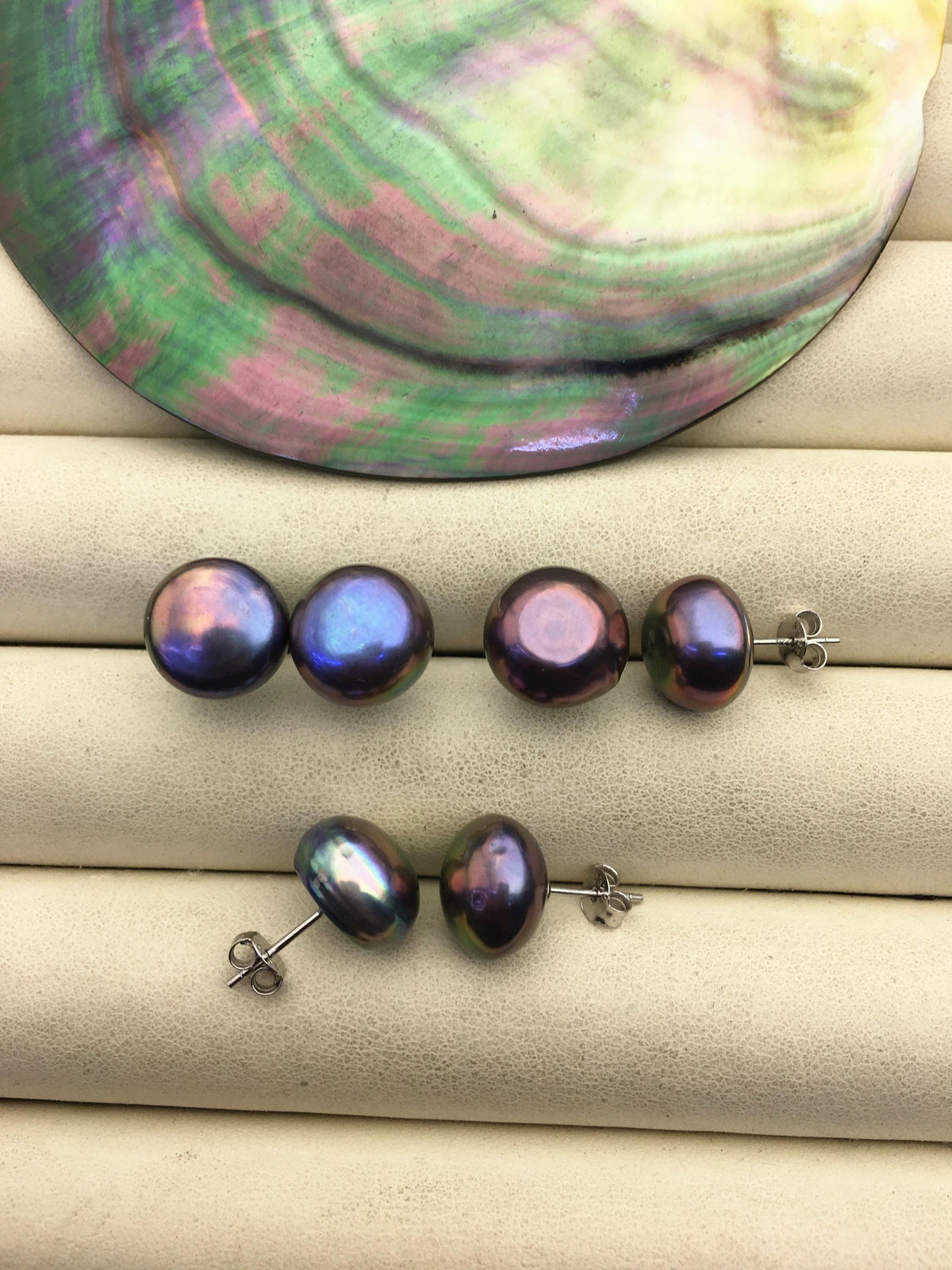 AA+ 12-13mm big black rainbow button round Pearl Stud Earrings, freshwater pearl earrings, classic pearl studs, SE1-069-28