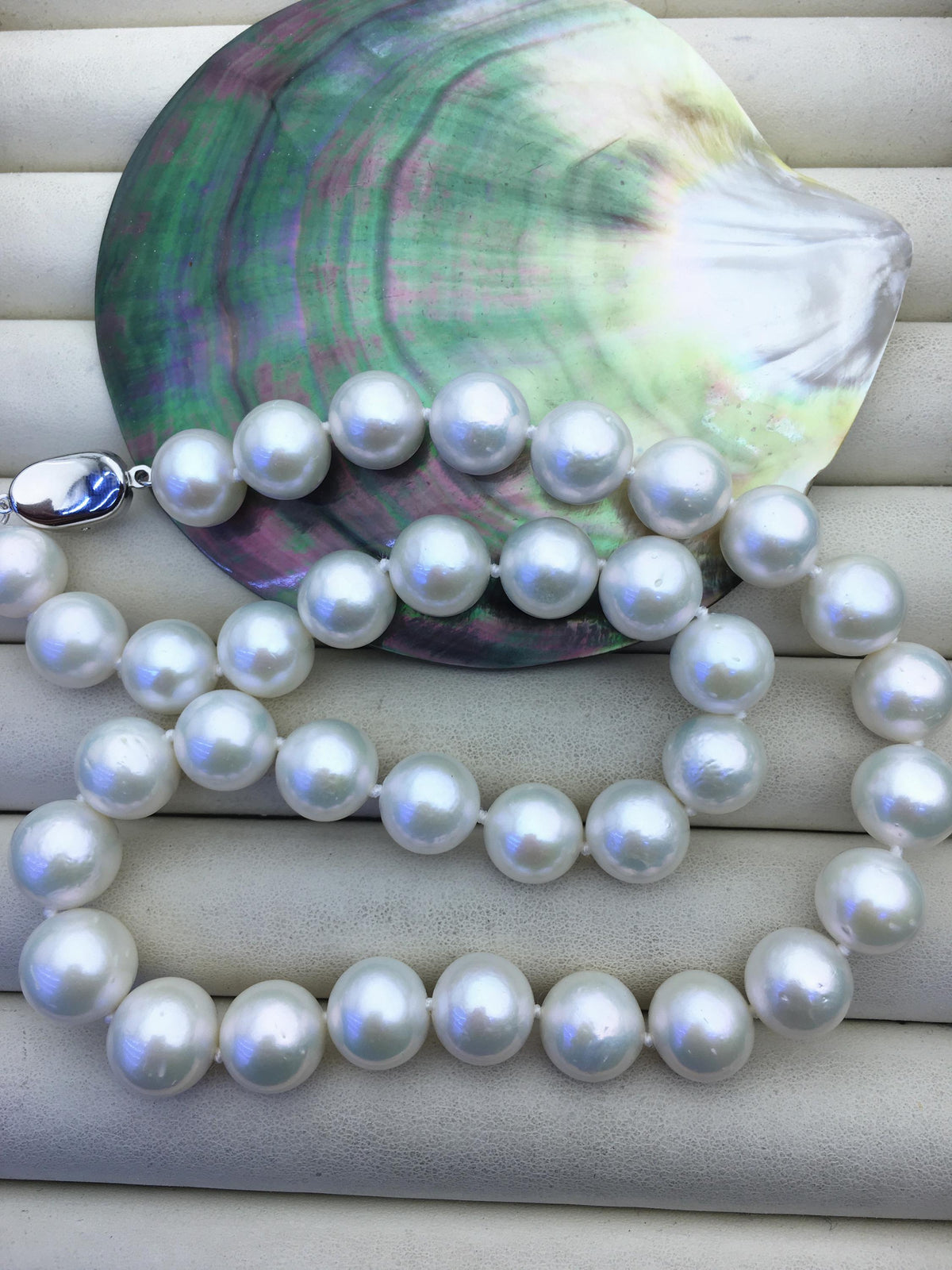 17.5 inches AA+ 11-13mm white round freshwater Pearl necklace, genuine freshwater Pearl necklace, Natural Pearl Necklace, NPN1-068