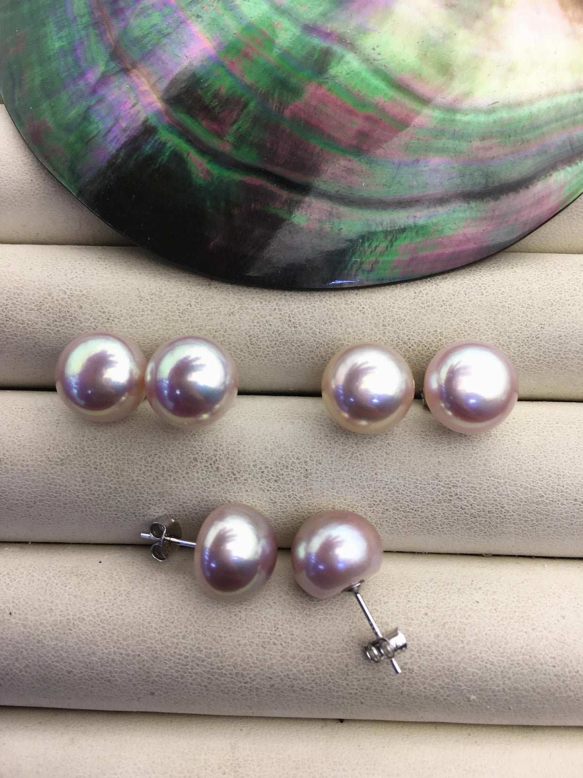 1 pair AAA 11.5-12mm purple rainbow button round Pearl Stud Earrings, freshwater pearl earrings, classic pearl studs, SE1-069-26