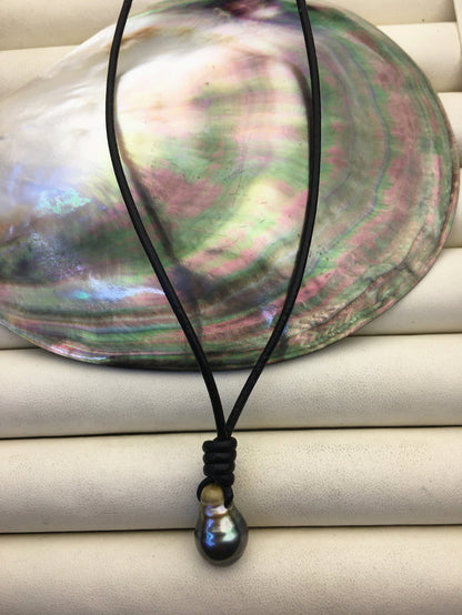 11-13mm Big Teardrop Drop Tahitian Pearl Leather Necklace, Black Pearl, Black Leather Pearl necklace, Le11-018