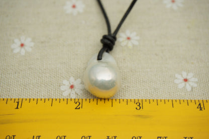 30% OFF, Flameball pearl and leather necklace, Baroque Freshwater Pearl Drop Necklace, Flaming ball pearl necklace, wholesale, Le2-018
