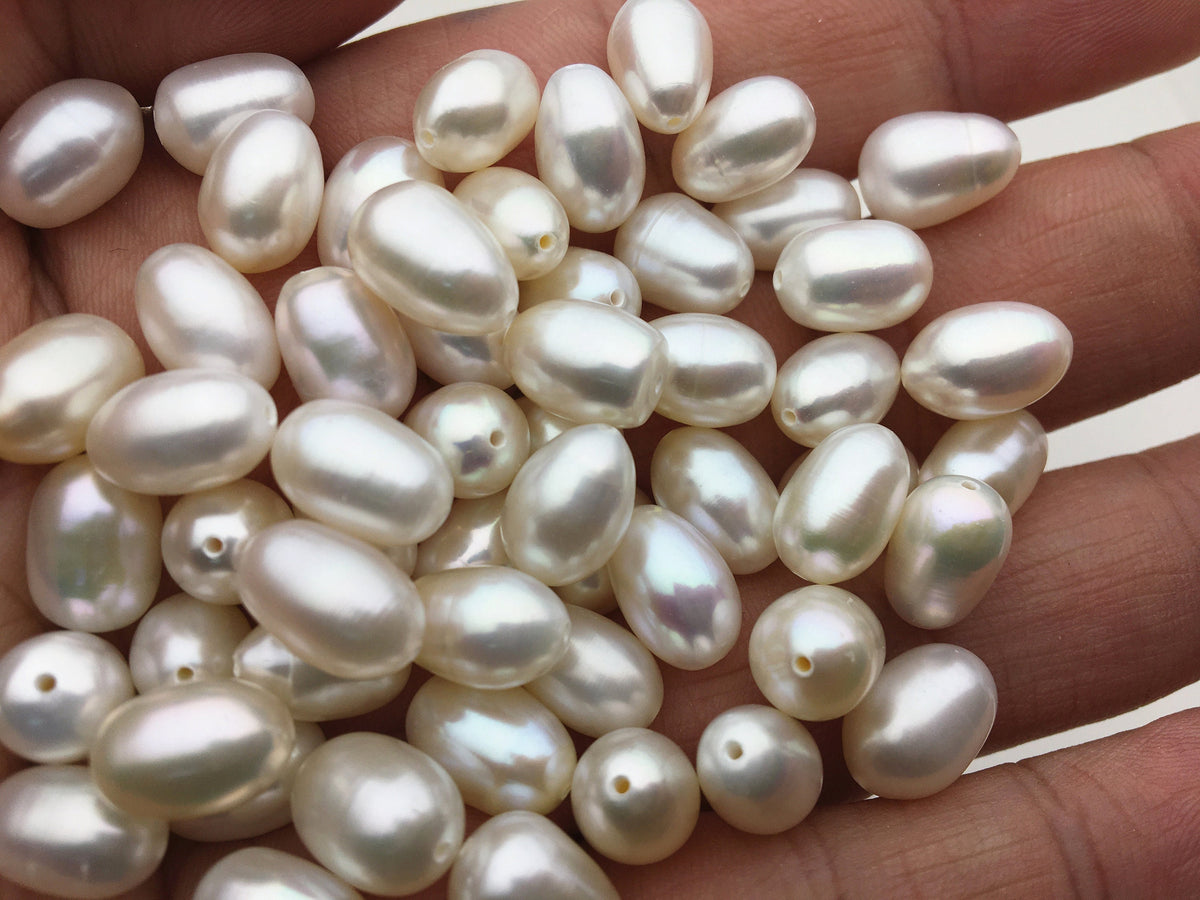 30pcs AAA 7.3-8.3mmx10.5-11.5mm LONG white rice freshwater pearls, white oval pearl, for make dangle pearl earrings, LR8-3A-5-1