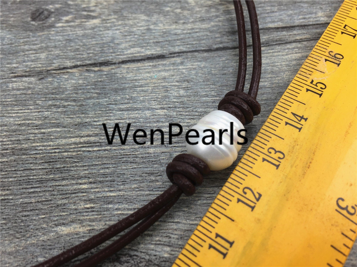 Leather Rice Pearl Choker, Pearl Leather Necklace, bracelet, White Freshwater pearl, Black Leather Pearl necklace, BROWN, Le1-051