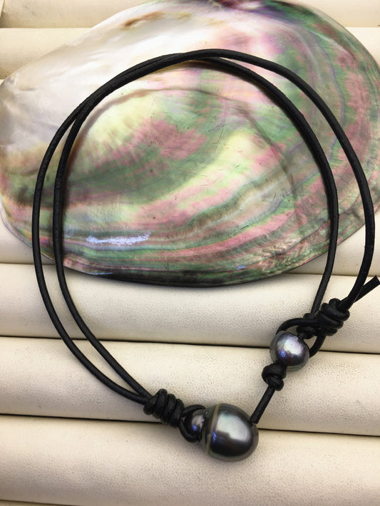 12-14mm Big Drop Tahitian Pearl Leather Necklace, Black Pearl, Black Leather Pearl necklace, Le11-011