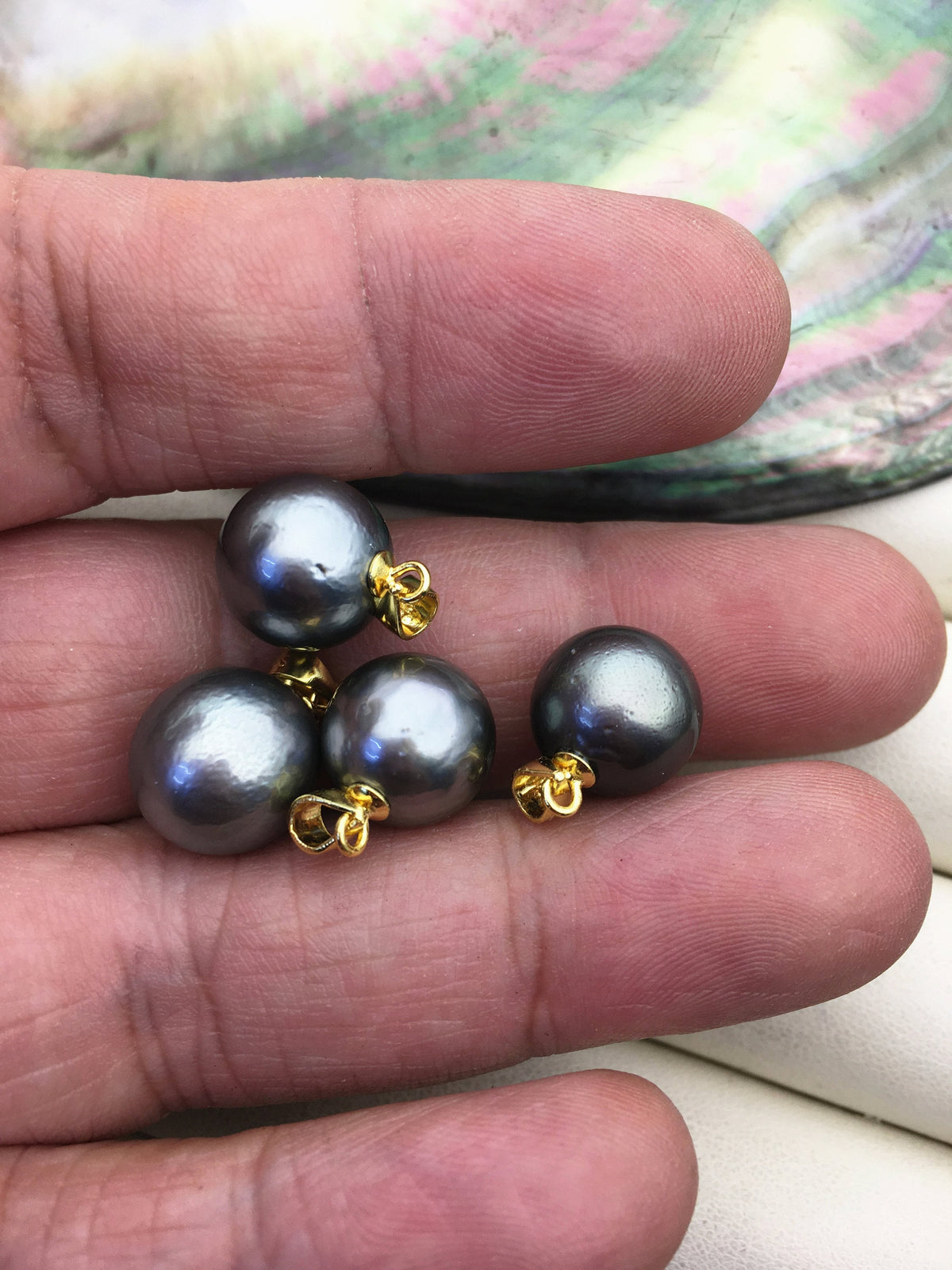 Gray-Green Tahitian Pearl Pendant in 925 Sterling Silver — 11–12 mm