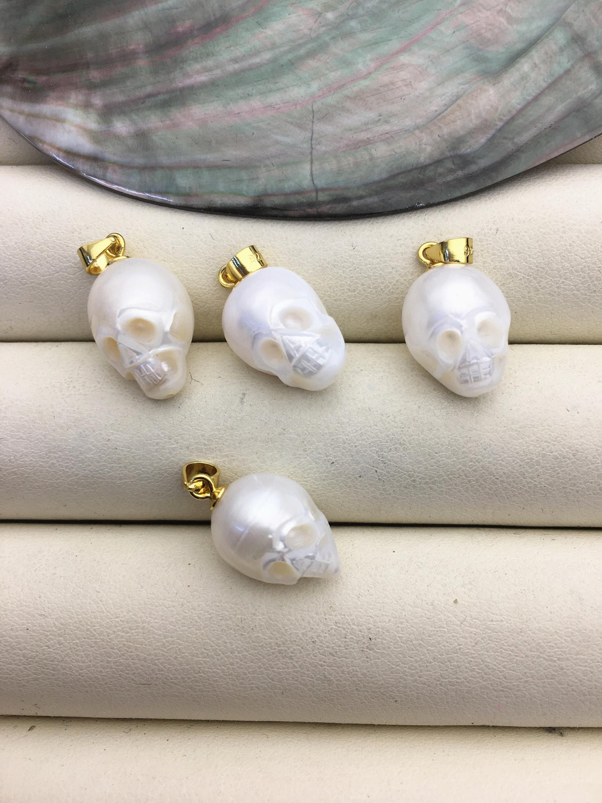 1pc AAA 9-11mm White HandMade Carved Skull Freshwater Pearl Beads For necklace pendant earrings,DIY pearl,NC1-010