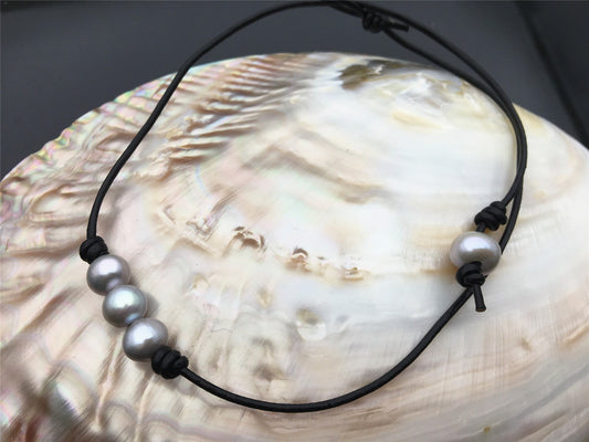 3 gray pearl Leather Pearls choker necklace- near round pearl - Genuine freshwater pearl - Brown Tan Real leather - Le5-042