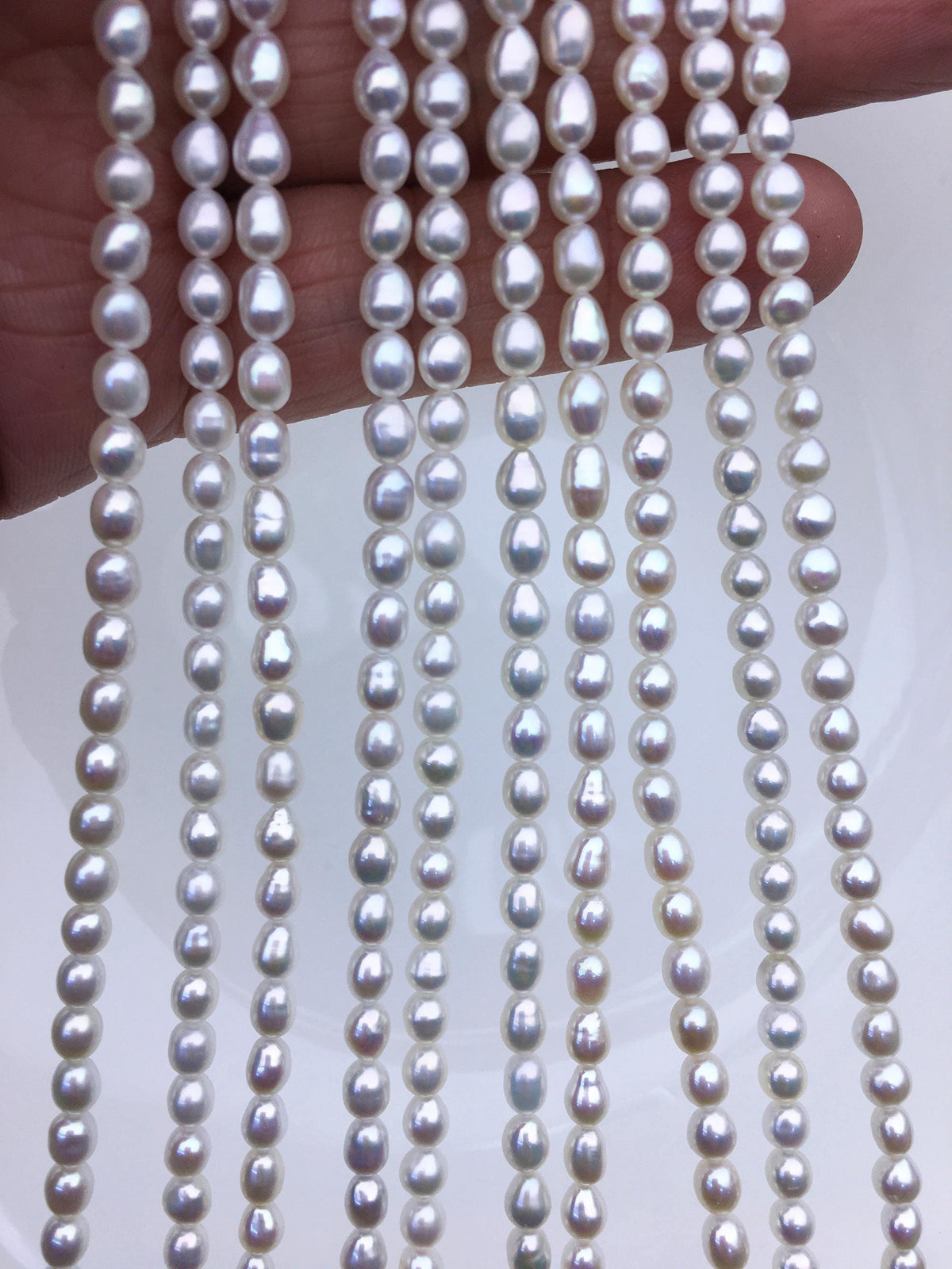 High Luster!AAA 4-4.5mm white baroque rice freshwater pearls, Cultured white rice freshwater pearls beads strand, LR4-T6