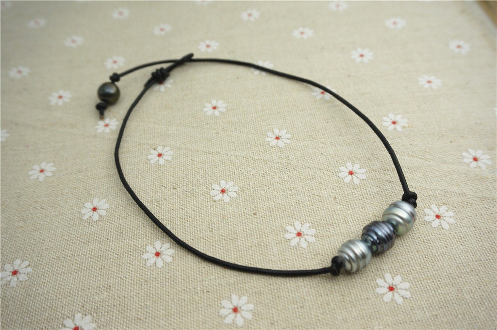 Three pearl Tahitian Leather Necklace, saltwater pearl,men or women choker, Black Leather Pearl necklace,Le2-020