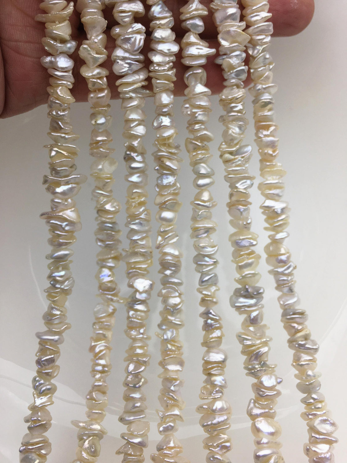 AAA/AA+ 6-7mm White Keshi Freshwater pearls,Center drilled,ZS-128-14