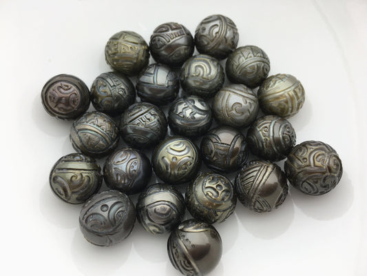 1pc AAA 11-14mm Round Carved Tahitian Pearl - Hand Carved - Tattoo Tahitian Pearls, carved pearls, flower designs, CAC-FLW-9-1