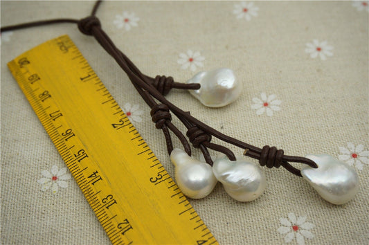 Flameball Freshwater Pearl and Leather Drop Necklace, Huge pearl necklace, Pearl Leather Necklace, White Leather Pearl necklace, Le2-037