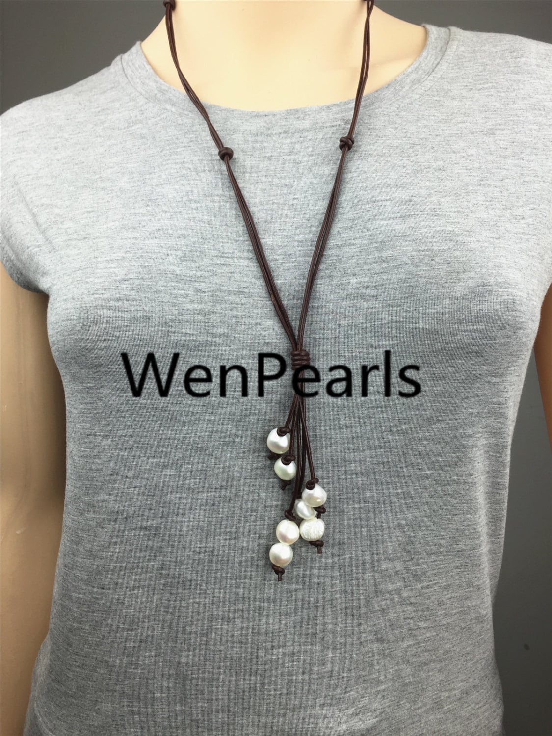baroque pearls Drop leather necklace, wholesale, Select leather color, Leather Pearl necklace, Leather baroque pearl necklace, Le1-012