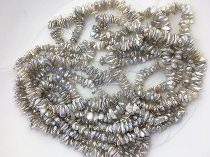 AAA 4-5mm Tiny Natural Gray White Keshi pearls,Center drilled,ZS-128-1