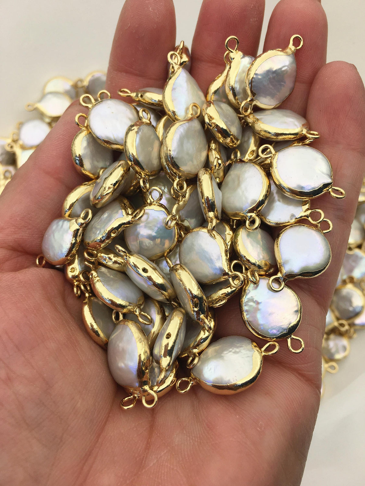 5pcs AA+ 12-13mm White Coin Pearl Double Bail Connector Charm Pendant with Gold Electroplated Edge for make bracelet necklace, EDG-037