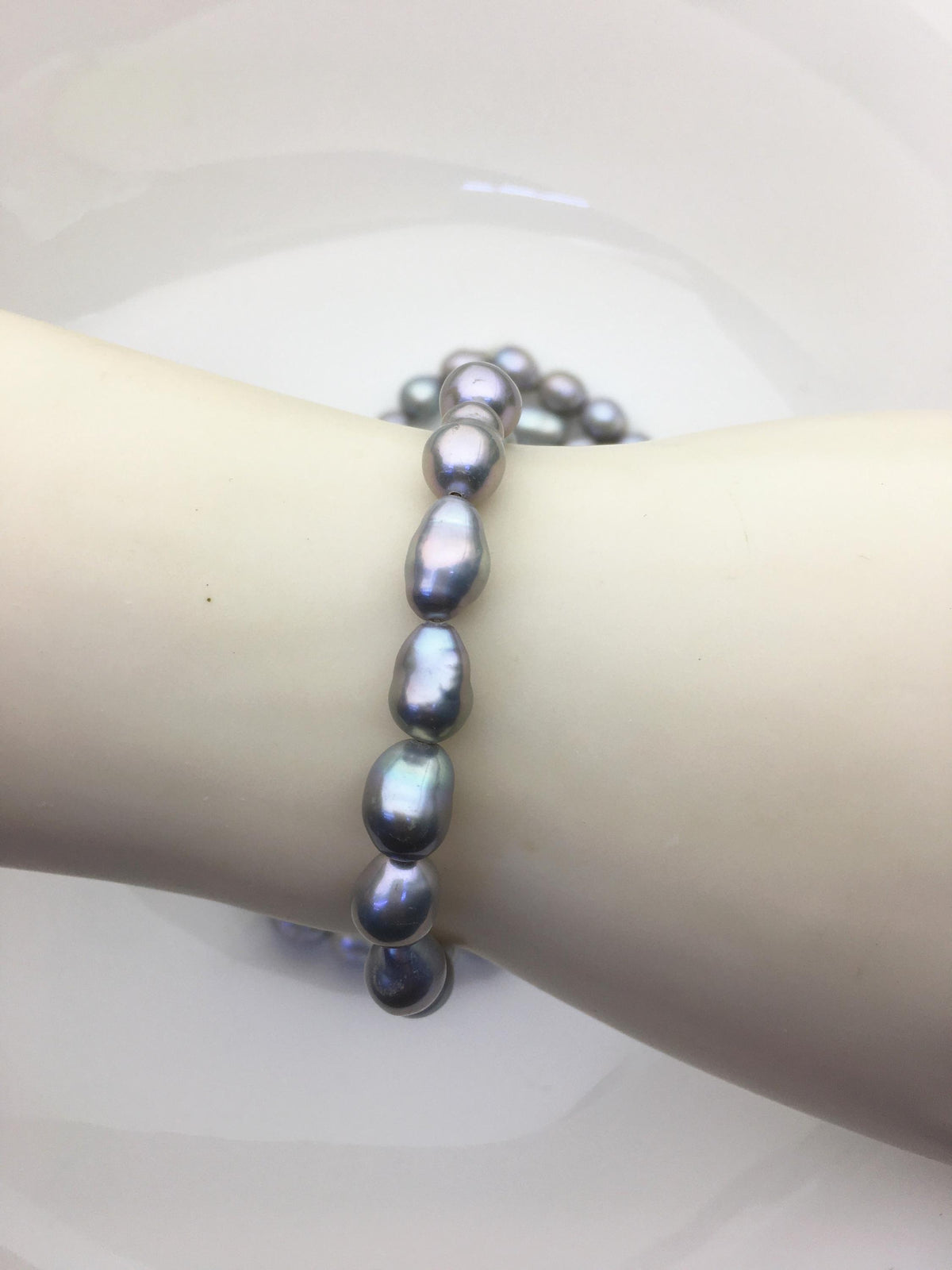 2pc 7 inchs AA+ 7-8mm gray Freshwater pearl Elastic string Bracelet,B8-003-13