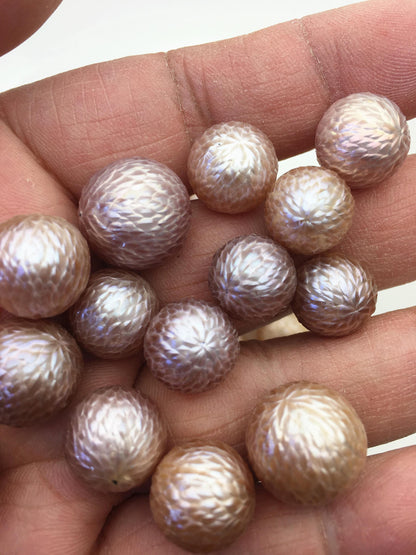 Shine!1pc AA+ 11-13mm purple Near Round Carved Freshwater Pearl - no hole - Hand Carved - CAC-FLW-8-3
