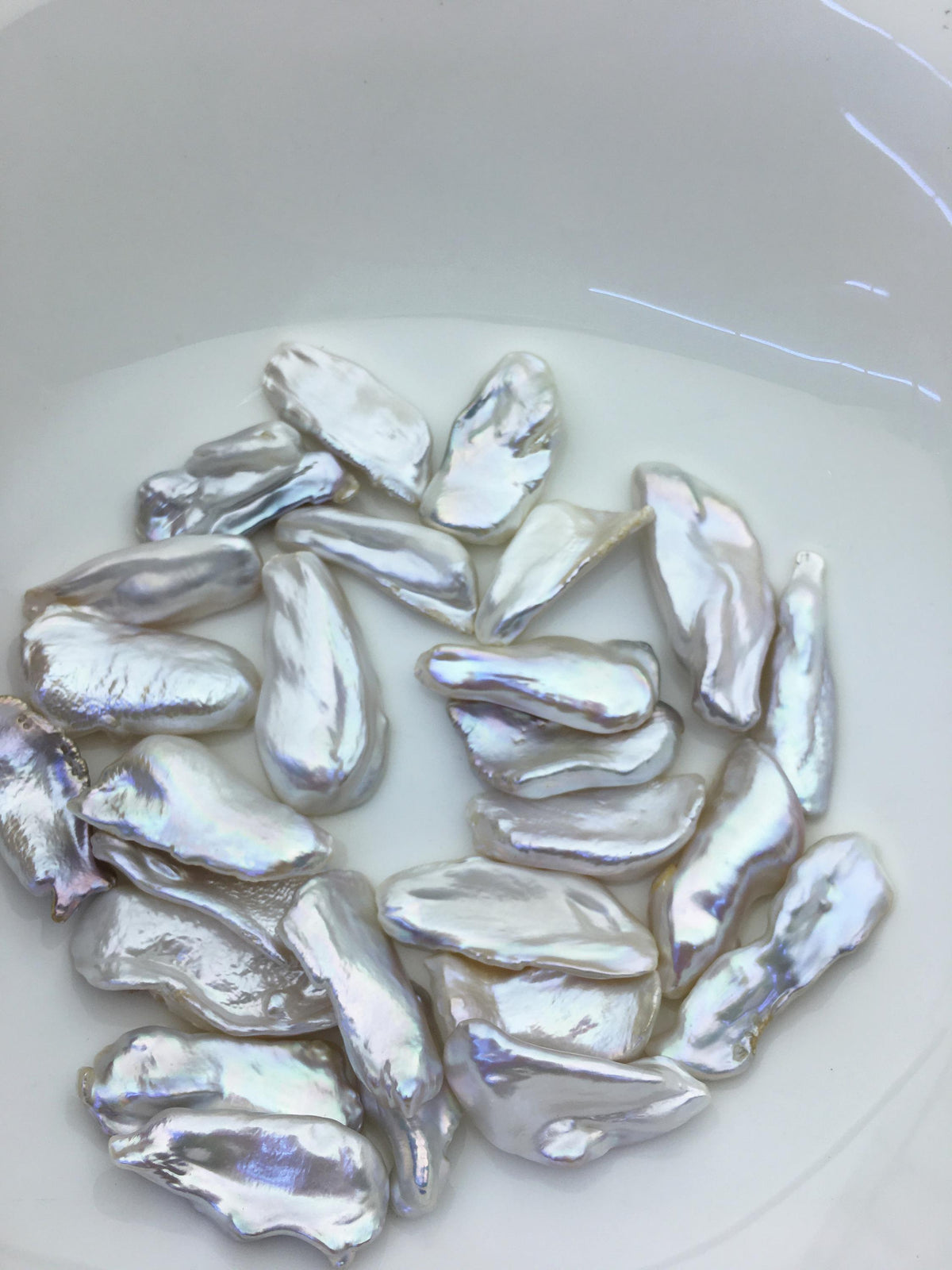 13pcs AAA 12-18mm white thick biwa keshi Freshwater Pearls, no hole,ZS-80-1-38
