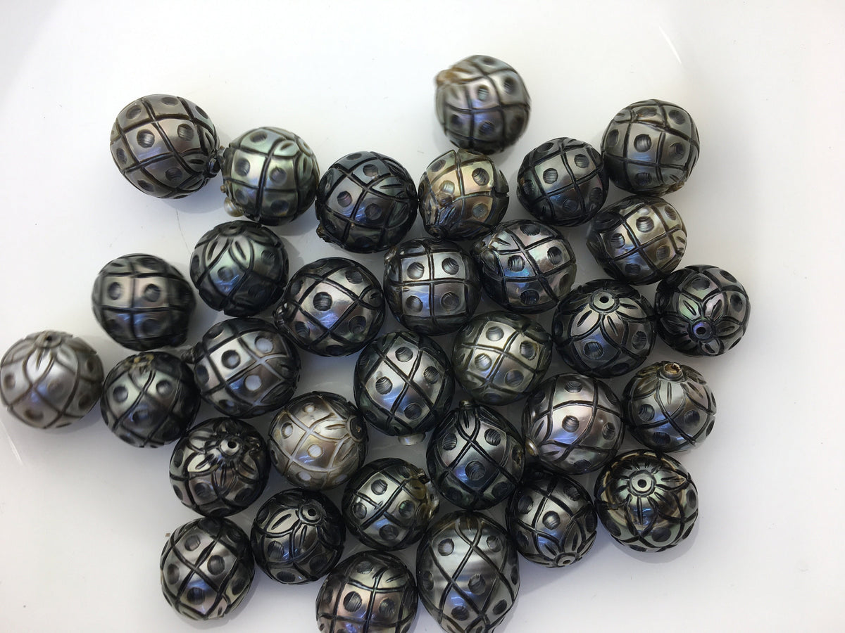 1pc 12/13/14mm Oval Pineapple Carved Tahitian Pearl - Hand Carved - Tattoo Tahitian Pearls, carved pearls, flower designs, CAC-FLW-9-7