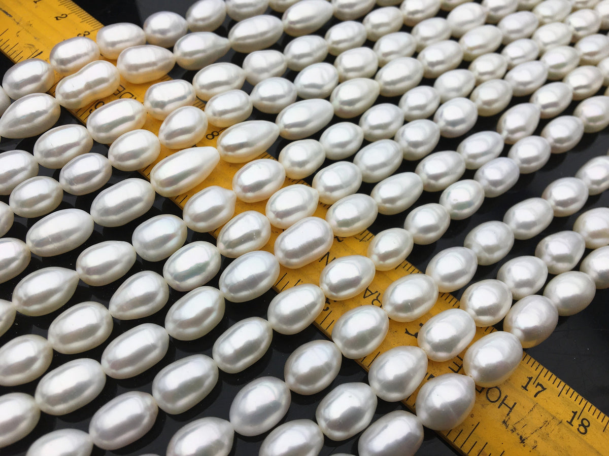 AA+ 8.4-9.3x11-13.5mm long rice Freshwater pearl, for leather pearl necklace, Cultured pearl, white oval pearl necklace, LR9-3A-90