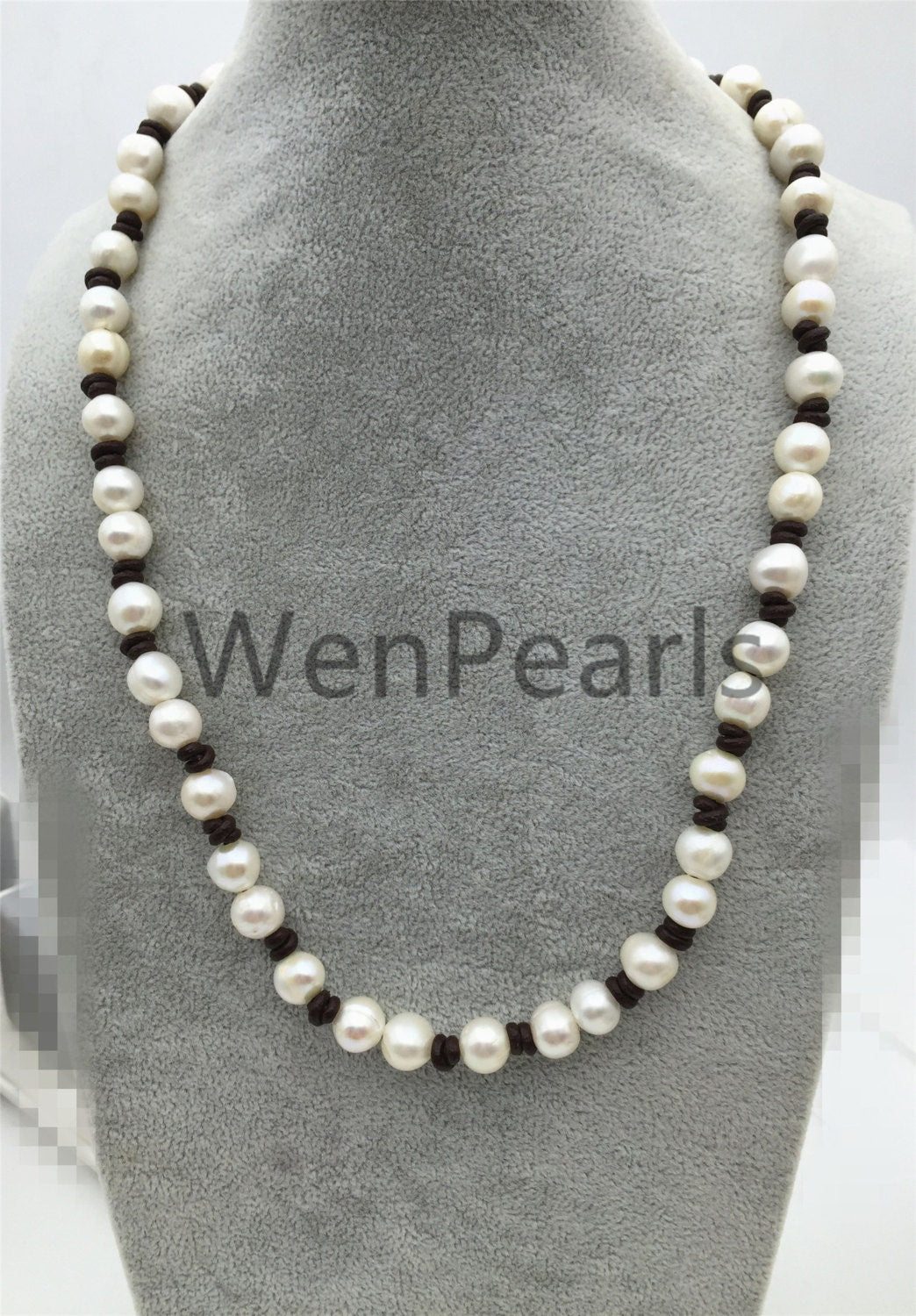 Freshwater Pearl and leather necklace, leather hand knotted necklace, Genuine Freshwater Pearl Necklace, white pearl necklace, wholesale, Le4-011