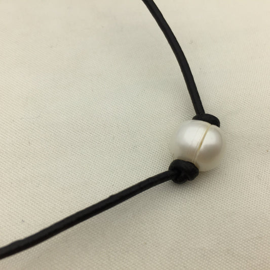 Pearl Choker Leather Necklace, bracelet,White Freshwater pearl, Black Leather Pearl necklace,LIGHT BROWN,Le3-036