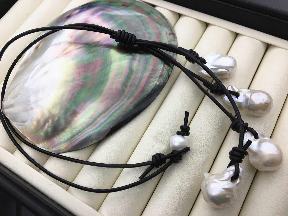 Four Big White Flame ball pearl and leather necklace, Baroque Freshwater Pearl Drop Necklace, Flaming ball pearl necklace, Le5-046
