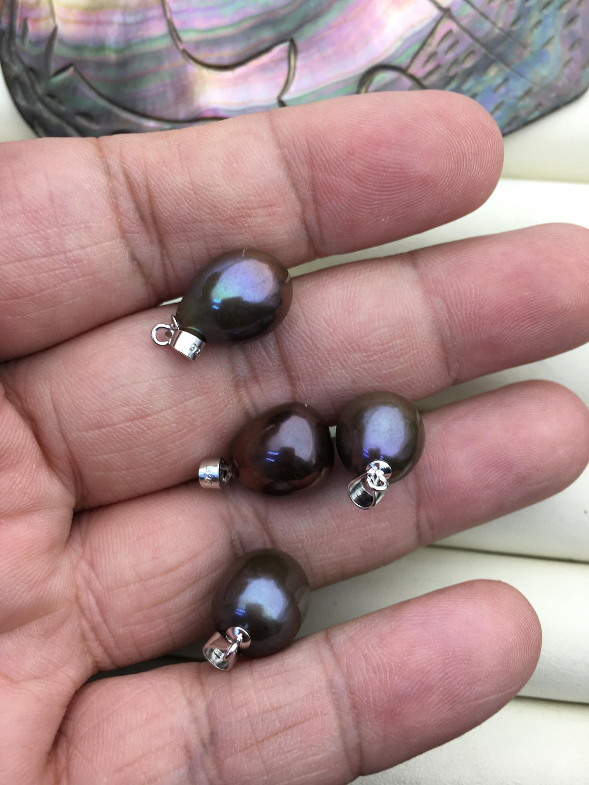 2pcs AAA 10-11.5mm big black brown pearl pendant , Oval Rice Pearl necklace- NC1-T41