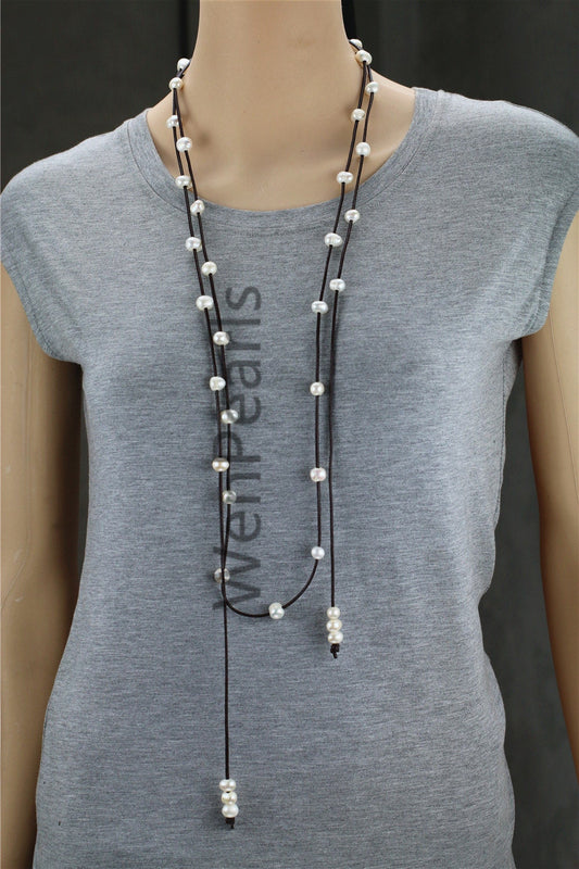 Freshwater Pearl and Leather Necklace, long leather necklace, Light brown Leather Pearl necklace, Le3-058
