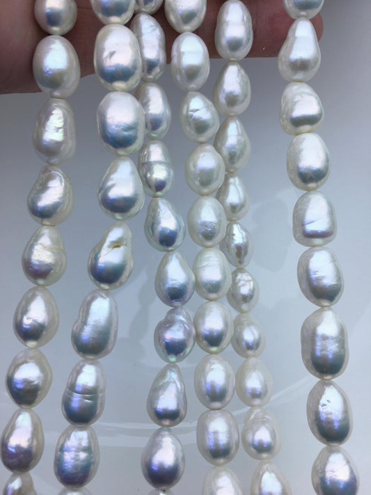 AA+ 9-11mm white long teardrop freshwater pearls, Christmas, for pearl necklace, LR10-T10