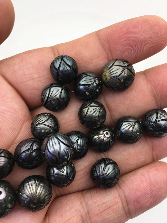 1 pc AA 10-15mm Near Round Carved Tahitian Pearl - Hand Carved - Tattoo Tahitian Pearls, through hole, carved pearls, CAC-FLW-9-4