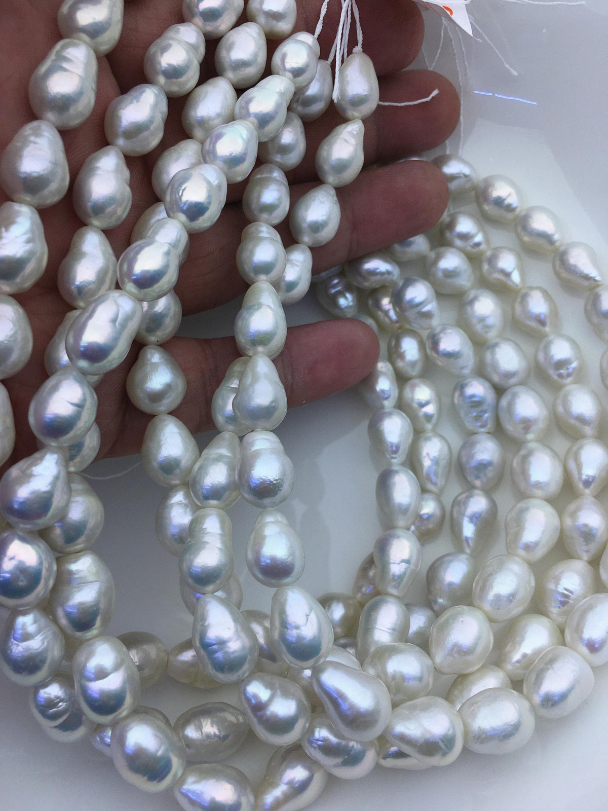 AA+ 9-11mm white long teardrop freshwater pearls, Christmas, for pearl necklace, LR10-T10