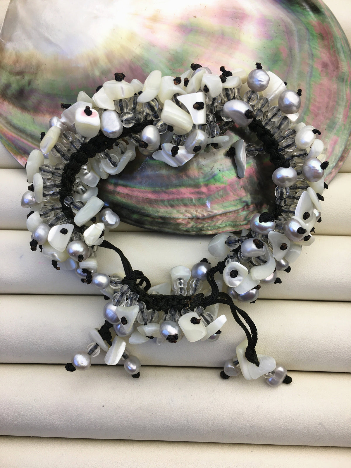 1pc handmade gray pearl and shell thread bracelet, adjust length, pearl bracelet, knotted freshwater pearl bracelet, Pearls Bracelet, B8-T3