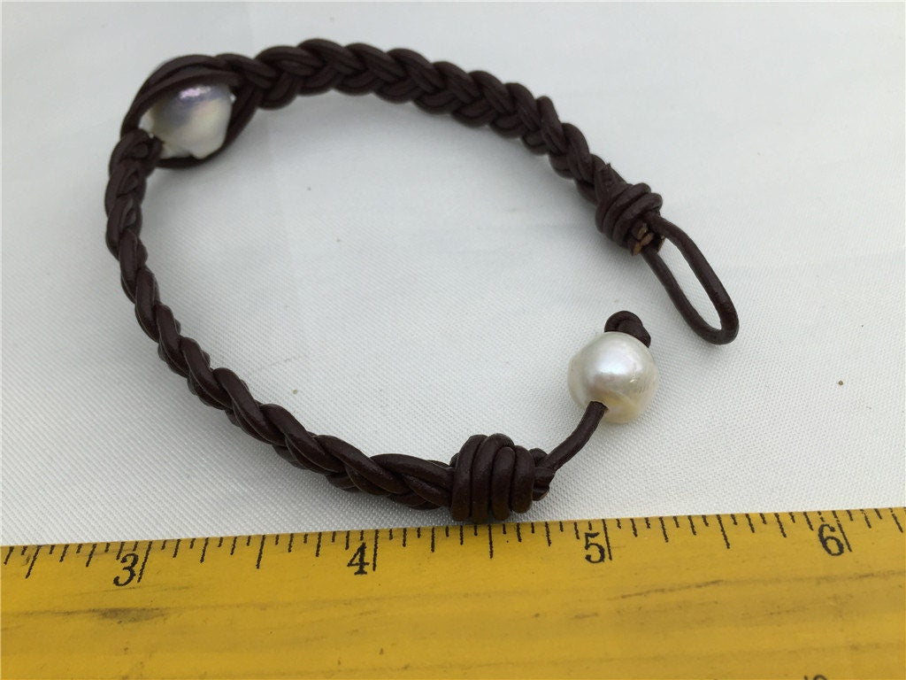 twisted leather baroque pearl bracelet, knotted freshwater pearl bracelet, 12mm big pearl bracelet, Leather Pearls Bracelet, Le7-056