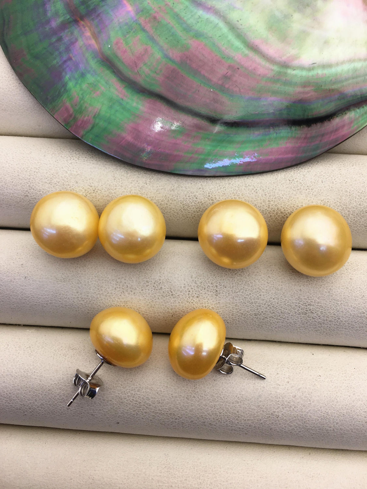 AA+ 13.5-14mm Very Big Yellow Buttom Round Pearl stud earrings,SE1-069-16