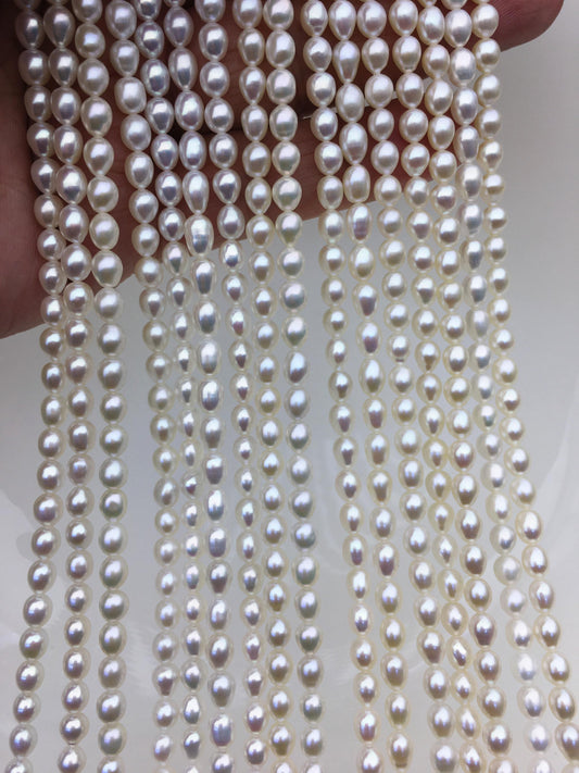 AAA 4.5-5mm white rice freshwater pearls,Cultured white rice freshwater pearls beads strand,Valentine's Day gift,LR4-T9