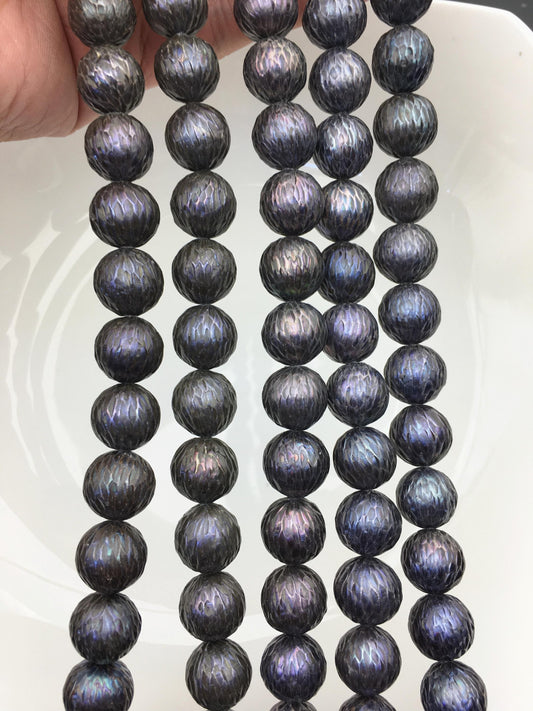 15.5'' AA+ 10-13mm Black Round Carved Freshwater Pearl - Hand Carved - CAC-T23