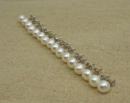 SET of 4 white pearl stud earrings, button round earrings, set of 4 pairs earrings, wedding earrings, bridesmaid gift, SE1-008